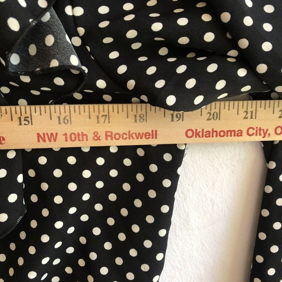 NWT Simplee Asymmetrical Polka Dot Black & White Blouse, Choker Collar, Size M - Picture 9 of 9
